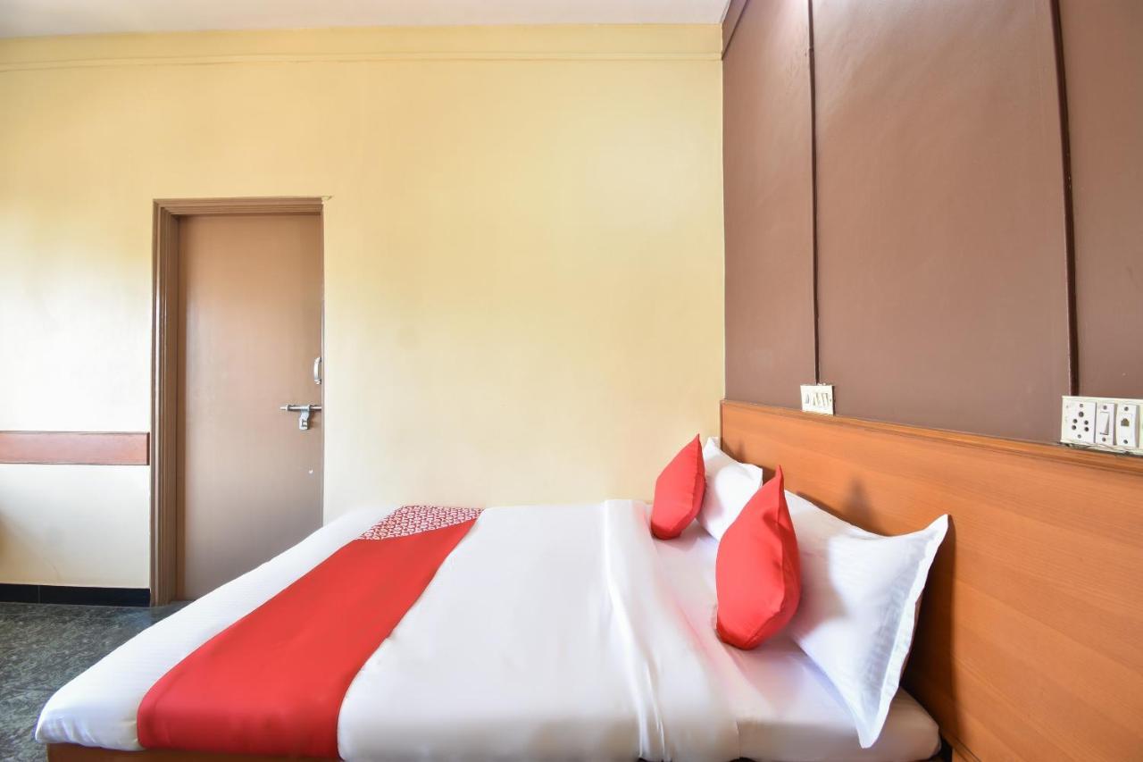 Oyo 63264 Hotel Shamiana Pandharpur Exterior photo
